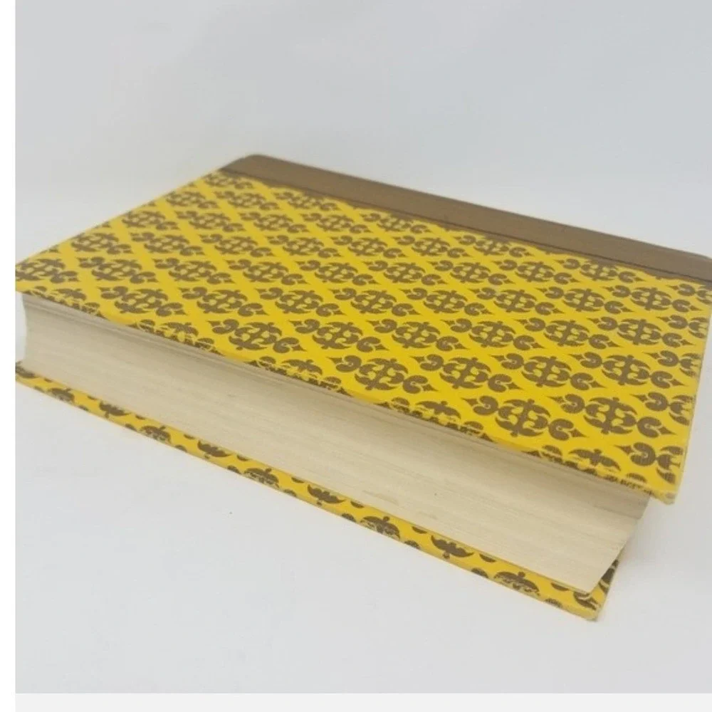 ReaderS Digest vintage reader